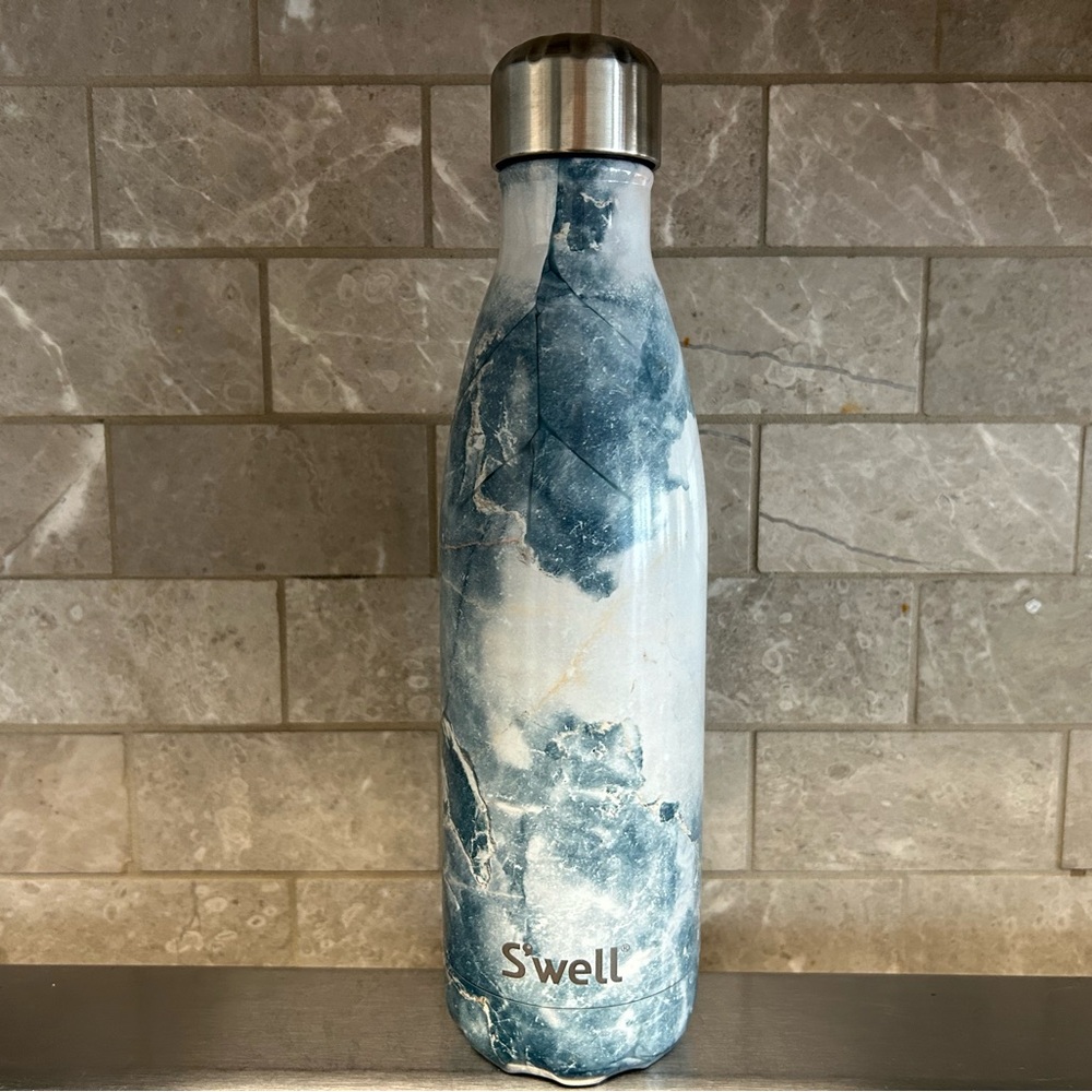 S well Water bottle (Blue Granite)